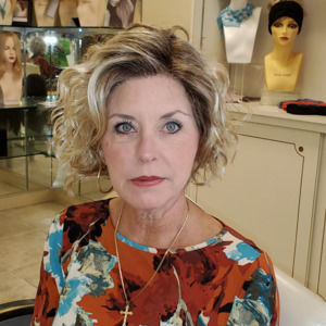 Meet your Posher, Debbie